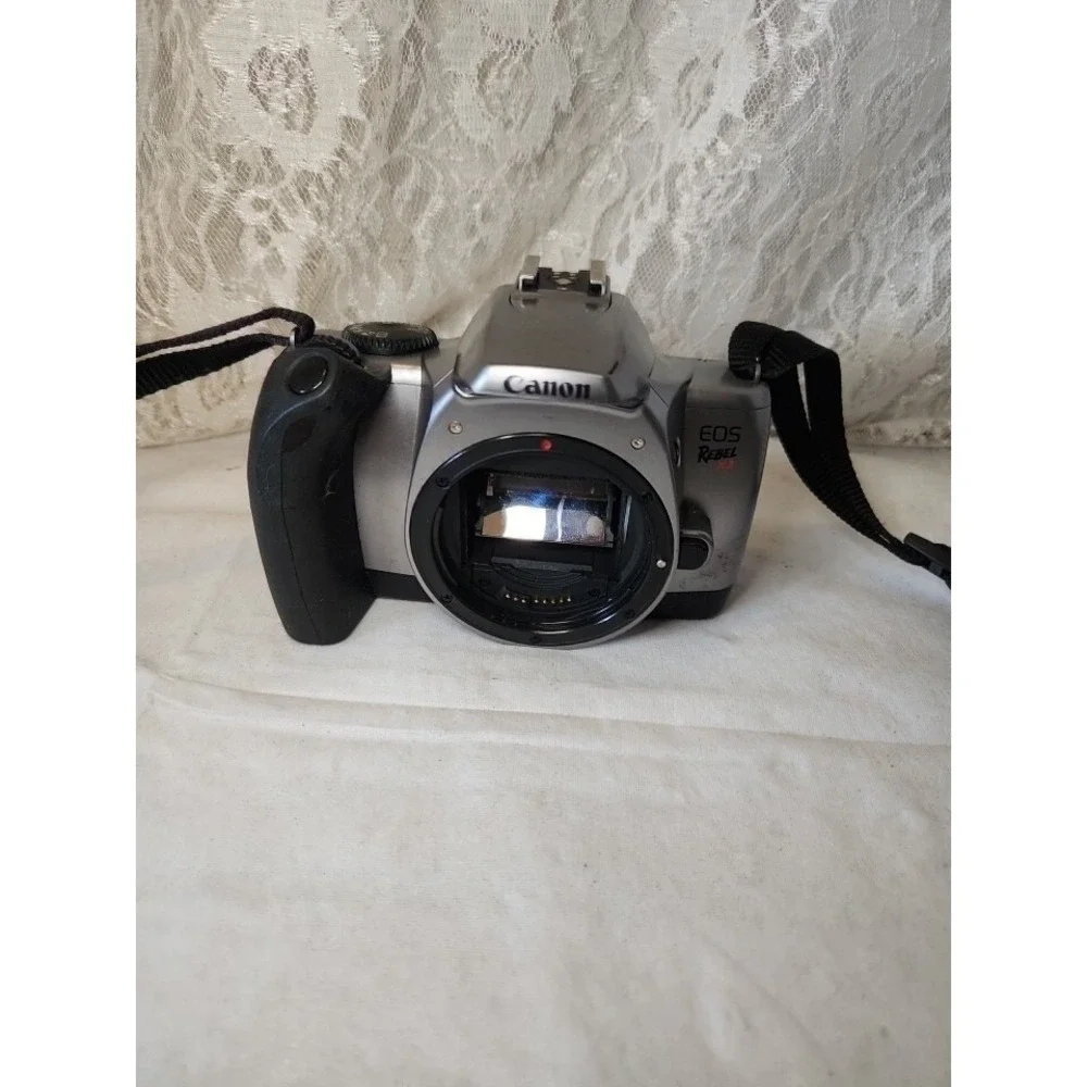 Canon EOS K2 REBEL 35mm SLR Camera Silver Body Only Untested For Parts Or Repair